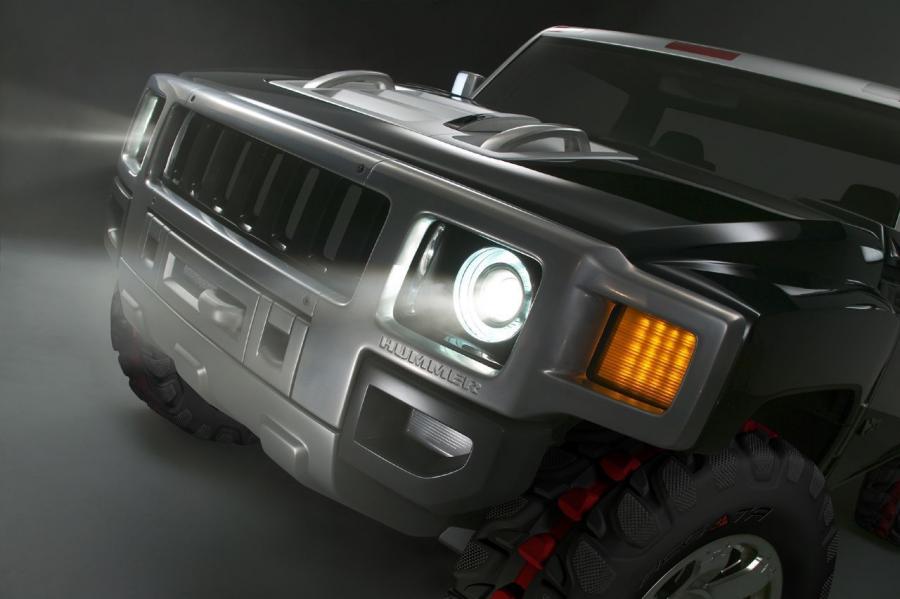 Детали экстерьера Hummer H3T Concept 2003 года  (фото 17 из 19)